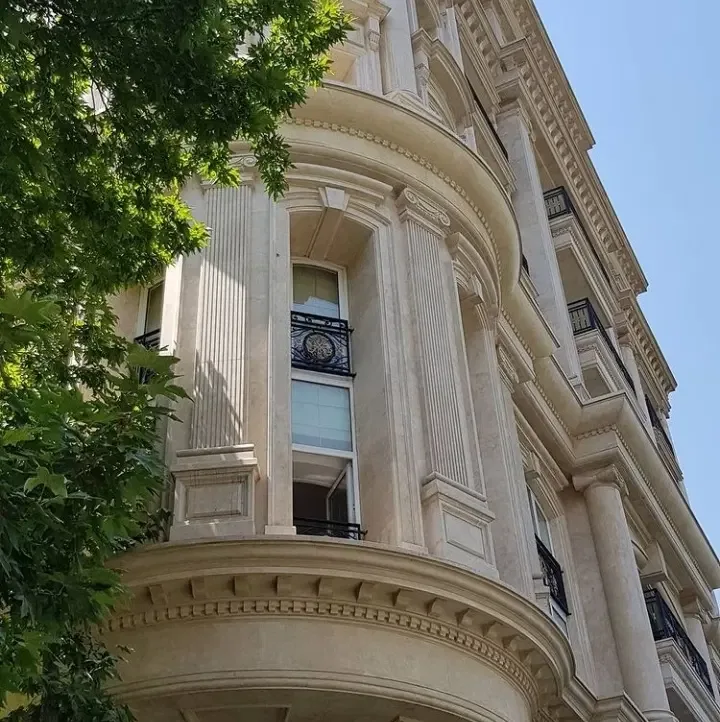 آپارتمان ۲۰۰ متری ۳ خوابه با دو پارکینگ در عظیمیه