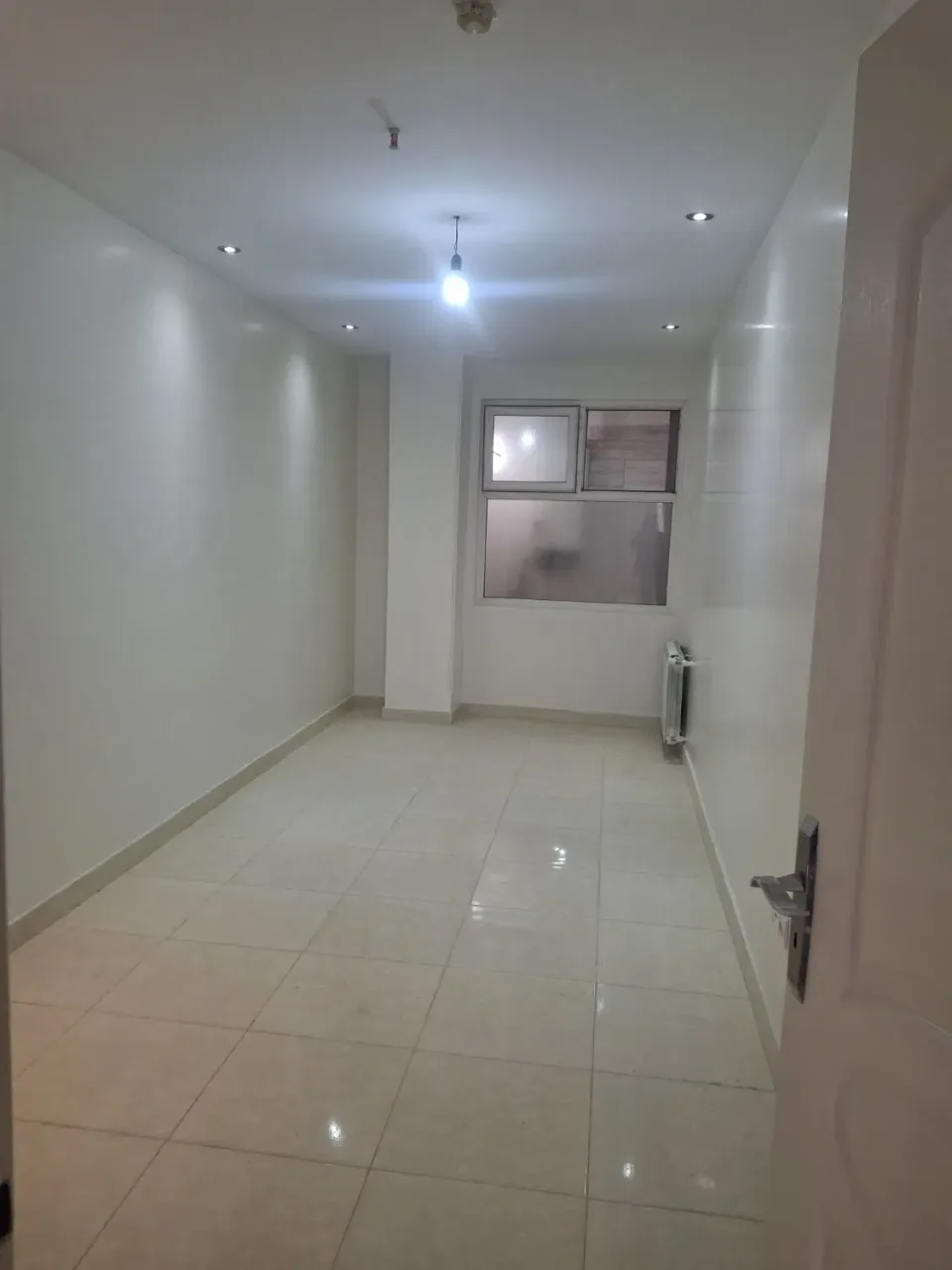 اجاره آپارتمان ۱۹۰ متری ۳ خوابه با ۳ پارکینگ در گوهردشت
