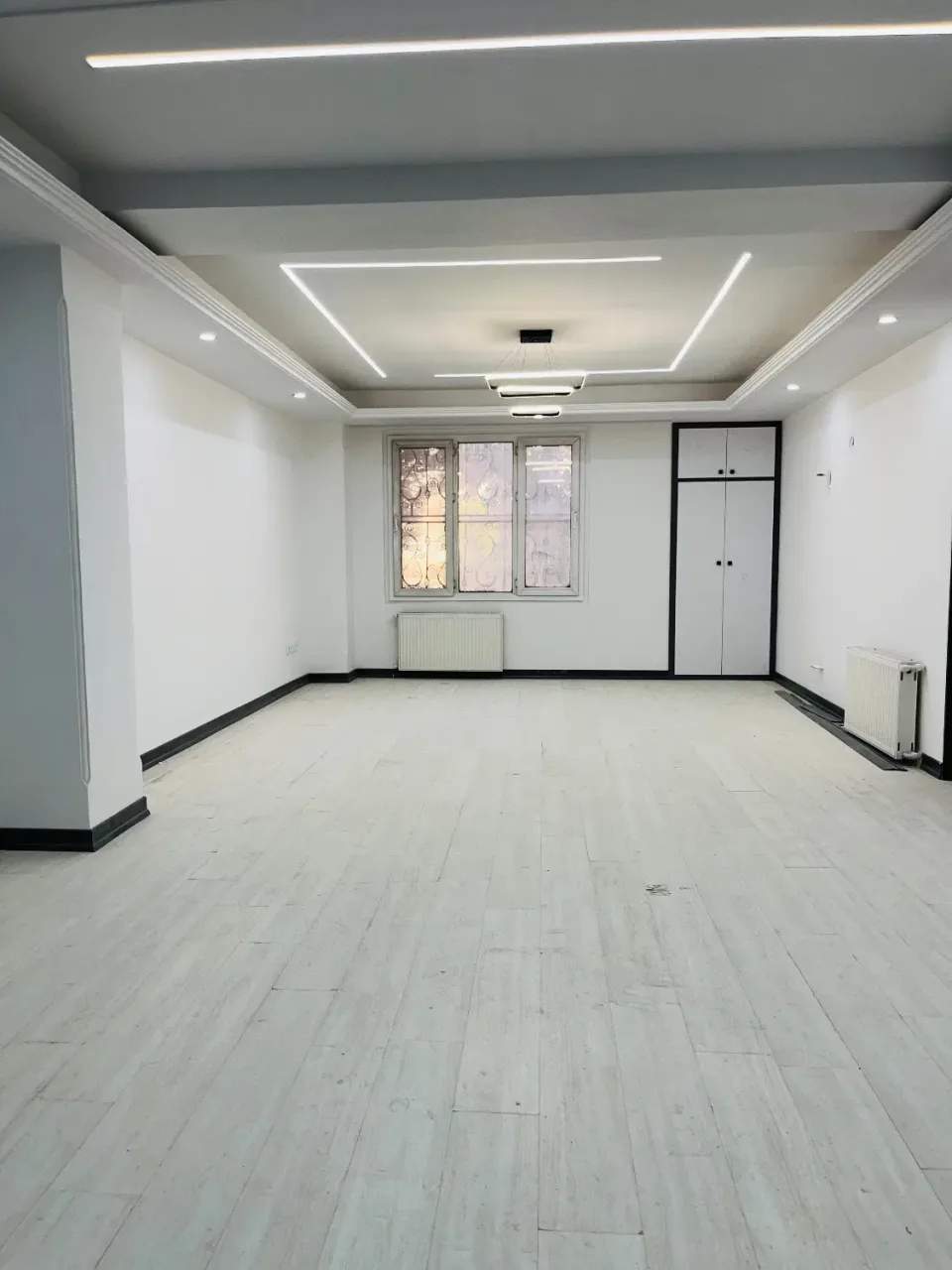۸۹ متر ۲ خواب با ۲ پارکینگ سندی در کوی زنبق