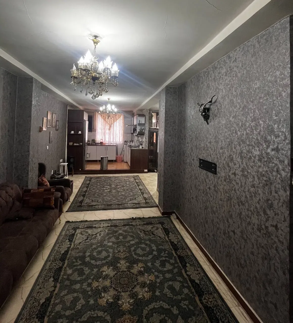 ۷۳ متر آپارتمان یک‌خوابه با پارکینگ در خرمدشت