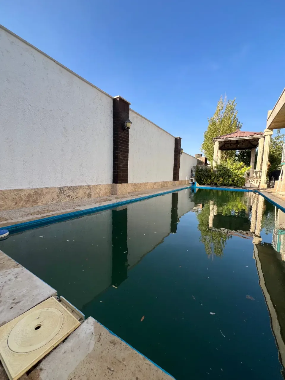 ۶۰۰ متر ویلای ۲ خوابه سنددار در تهراندشت