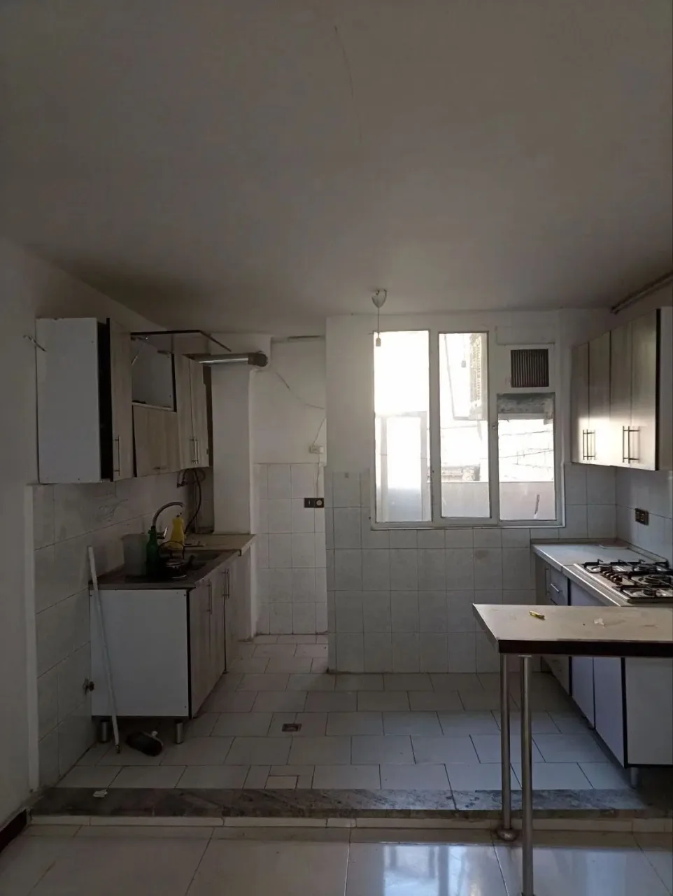 اجاره آپارتمان ۶۰ متری یک‌خوابه در حیدرآباد