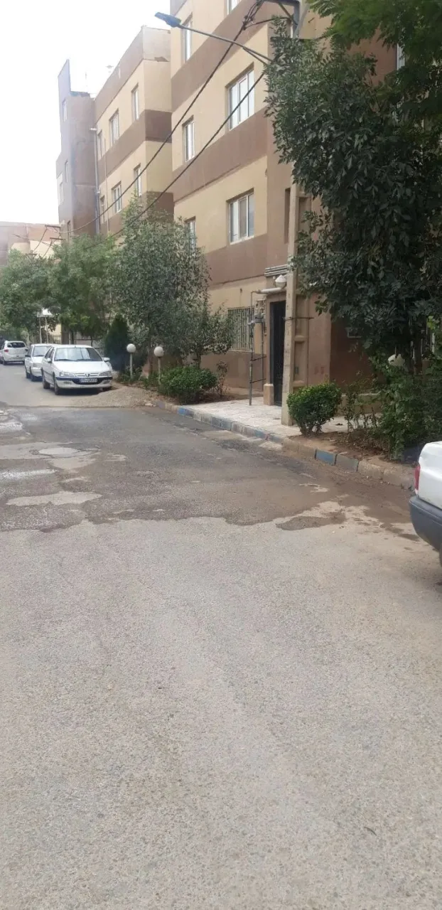 آپارتمان ۷۵ متری دوخوابه شهرک ابریشم