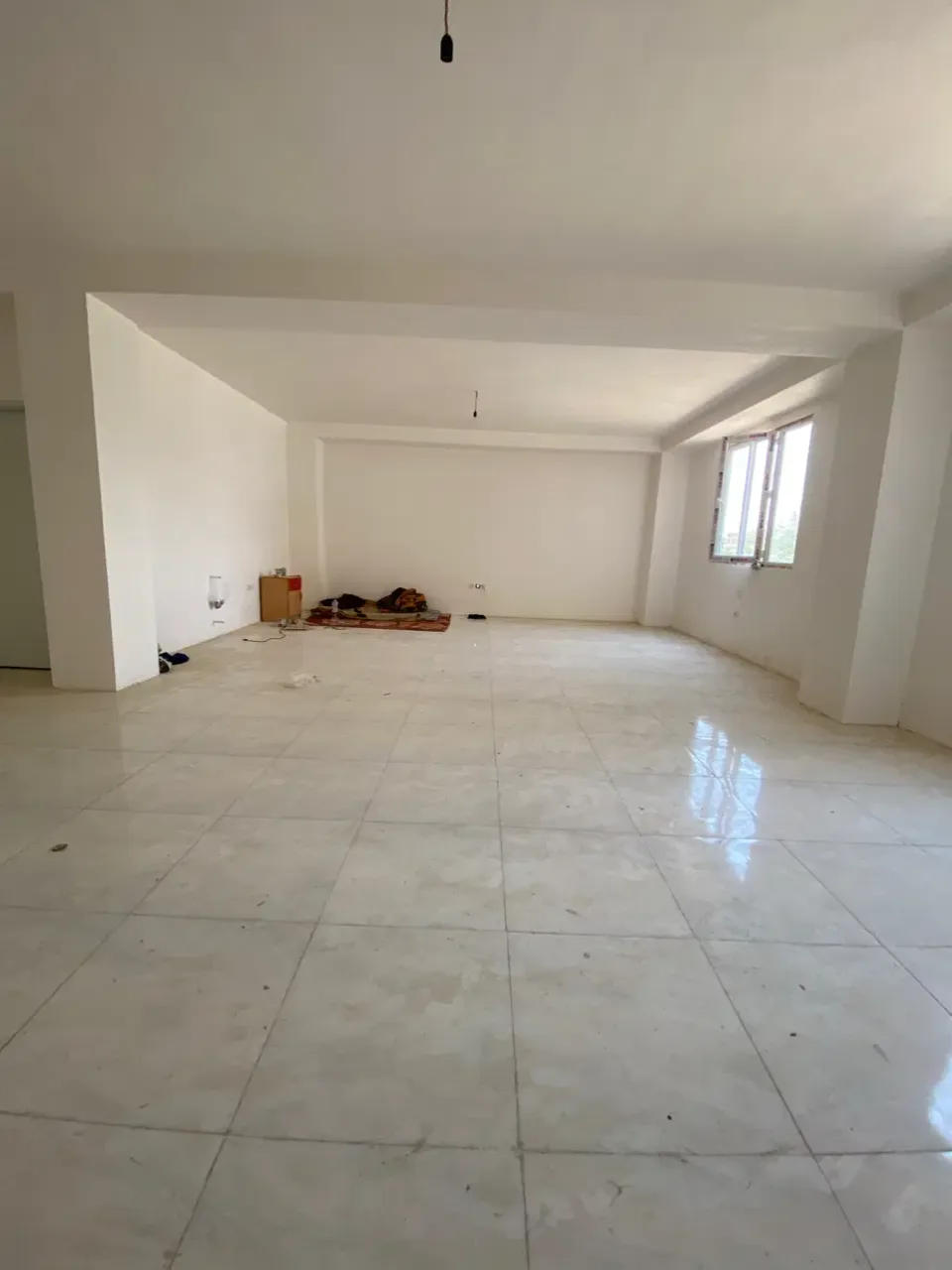 آپارتمان ۱۳۰ متری دوخوابه نوساز در خرمدشت