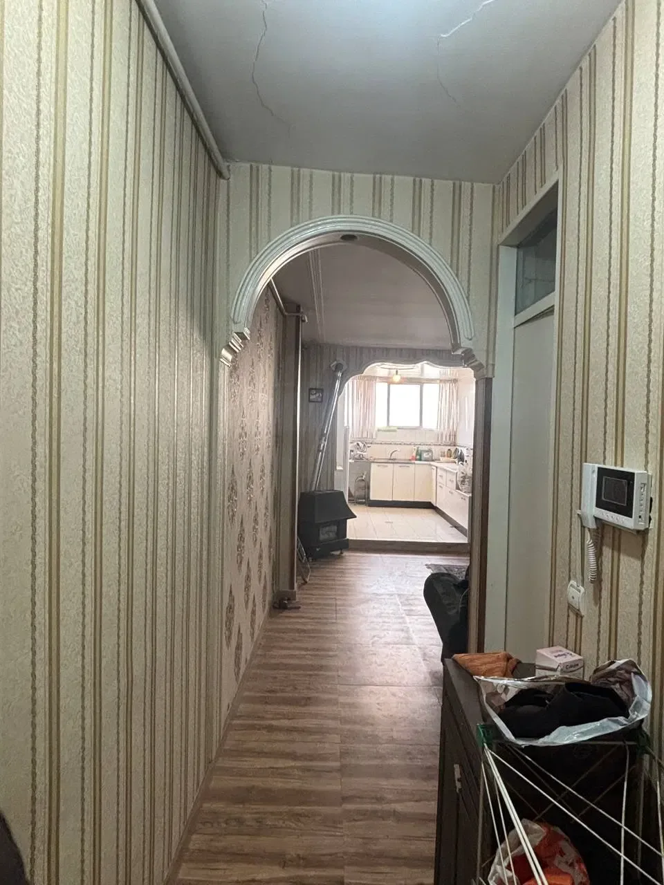 اجاره آپارتمان ۸۵ متری دوخوابه بازسازی‌شده در کرج نو