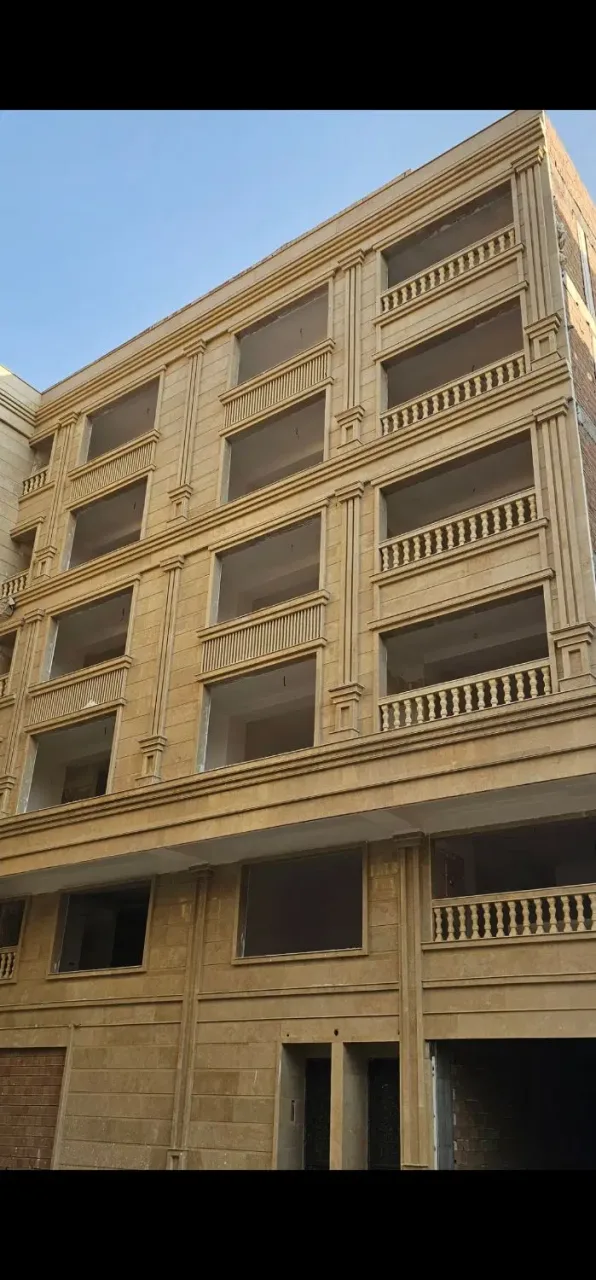 آپارتمان ۱۱۲ متری دوخوابه با پارکینگ در خرمدشت