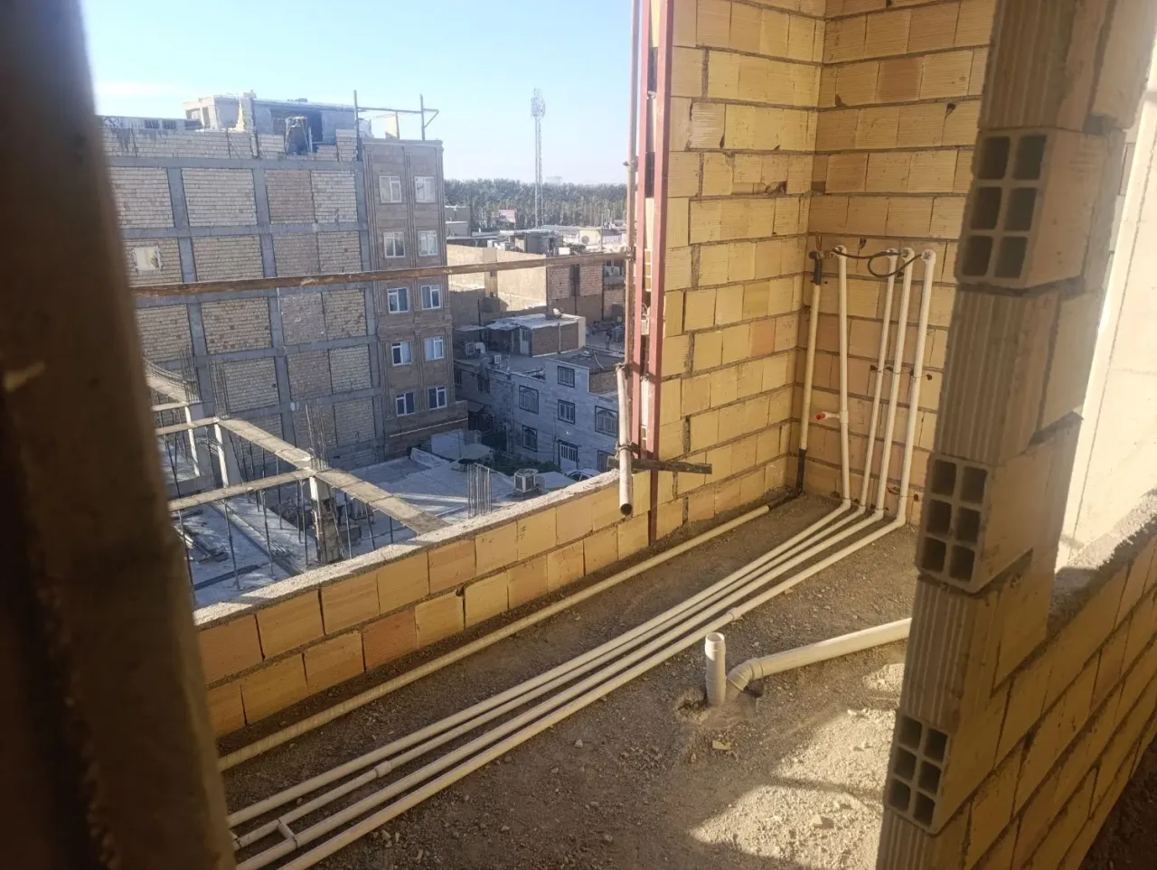 آپارتمان ۱۵۰ متری ۳ خوابه با پارکینگ در خرمدشت