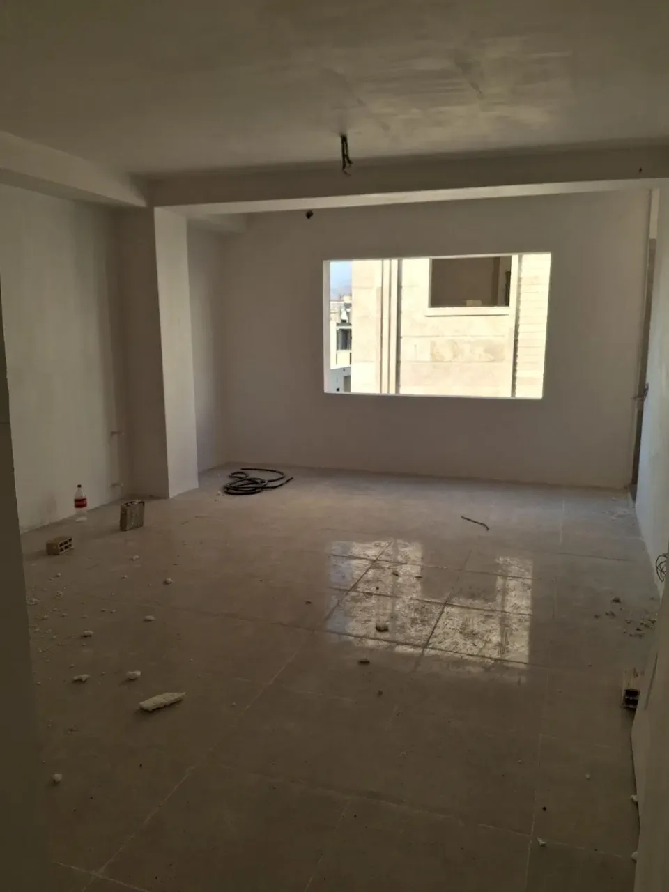 آپارتمان ۷۰ متری یک‌خوابه نوساز در خرمدشت