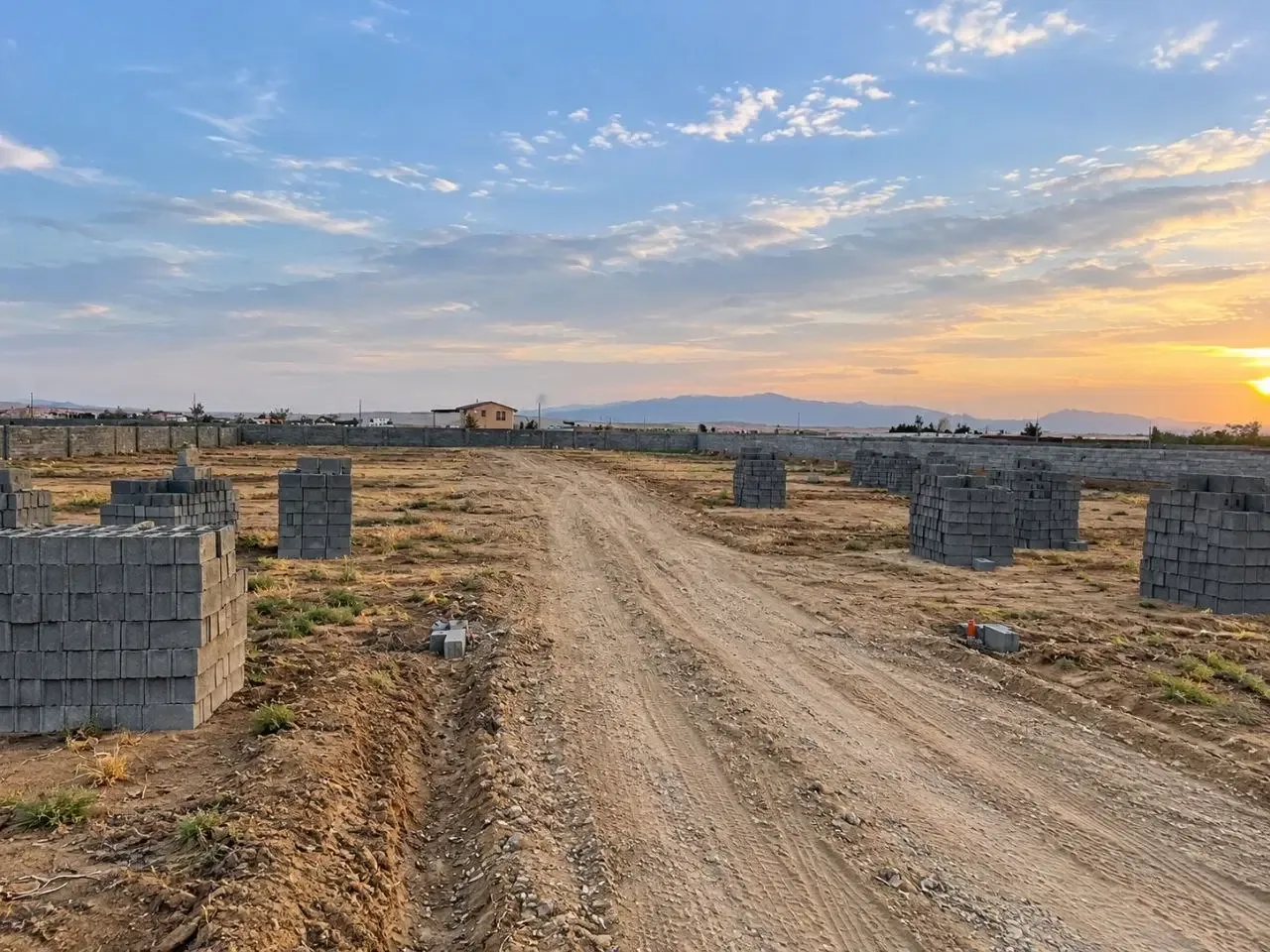 زمین ۲۵۰ متری مسکونی سنددار در سهیلیه