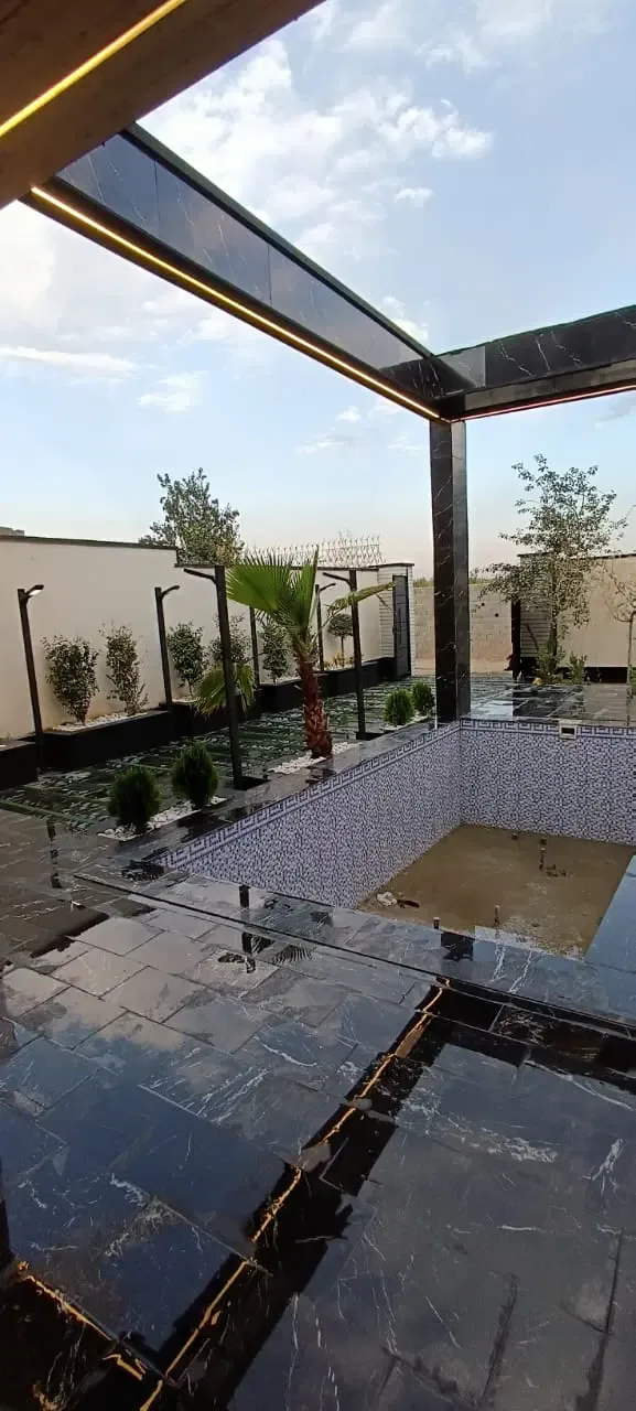 ویلای ۱۵۰ متری دوخوابه نوساز در رامجین