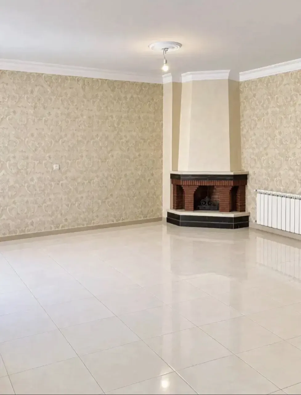 آپارتمان ۸۰ متری دوخوابه با پارکینگ در گلشهر