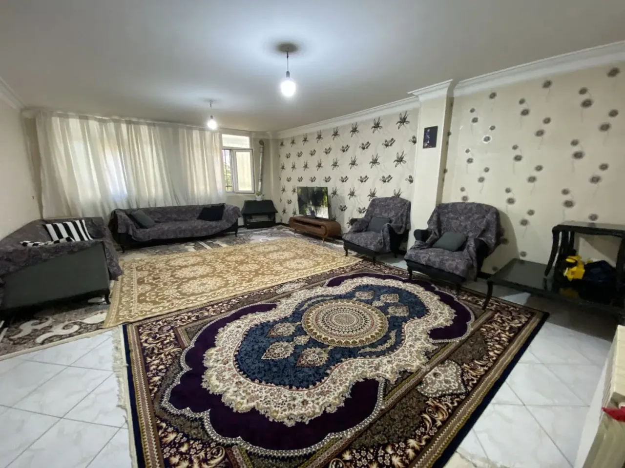 آپارتمان ۹۱ متری دوخوابه با سند تک‌برگ در گلشهر