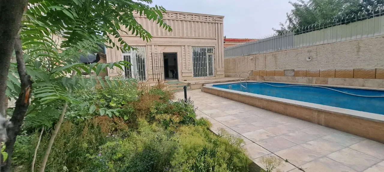 ویلای ۱۱۰ متری دوخوابه با استخر در سهیلیه بهاران