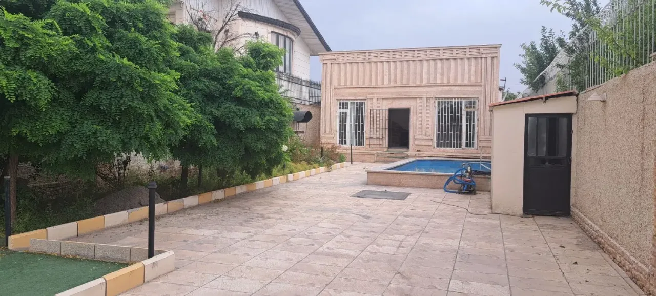 ویلای ۱۱۰ متری دوخوابه با استخر در سهیلیه بهاران