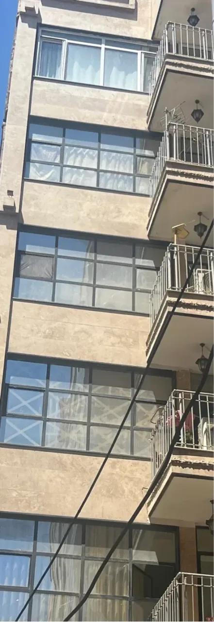 ۱۰۰ متر آپارتمان دوخوابه با پارکینگ در گلشهر