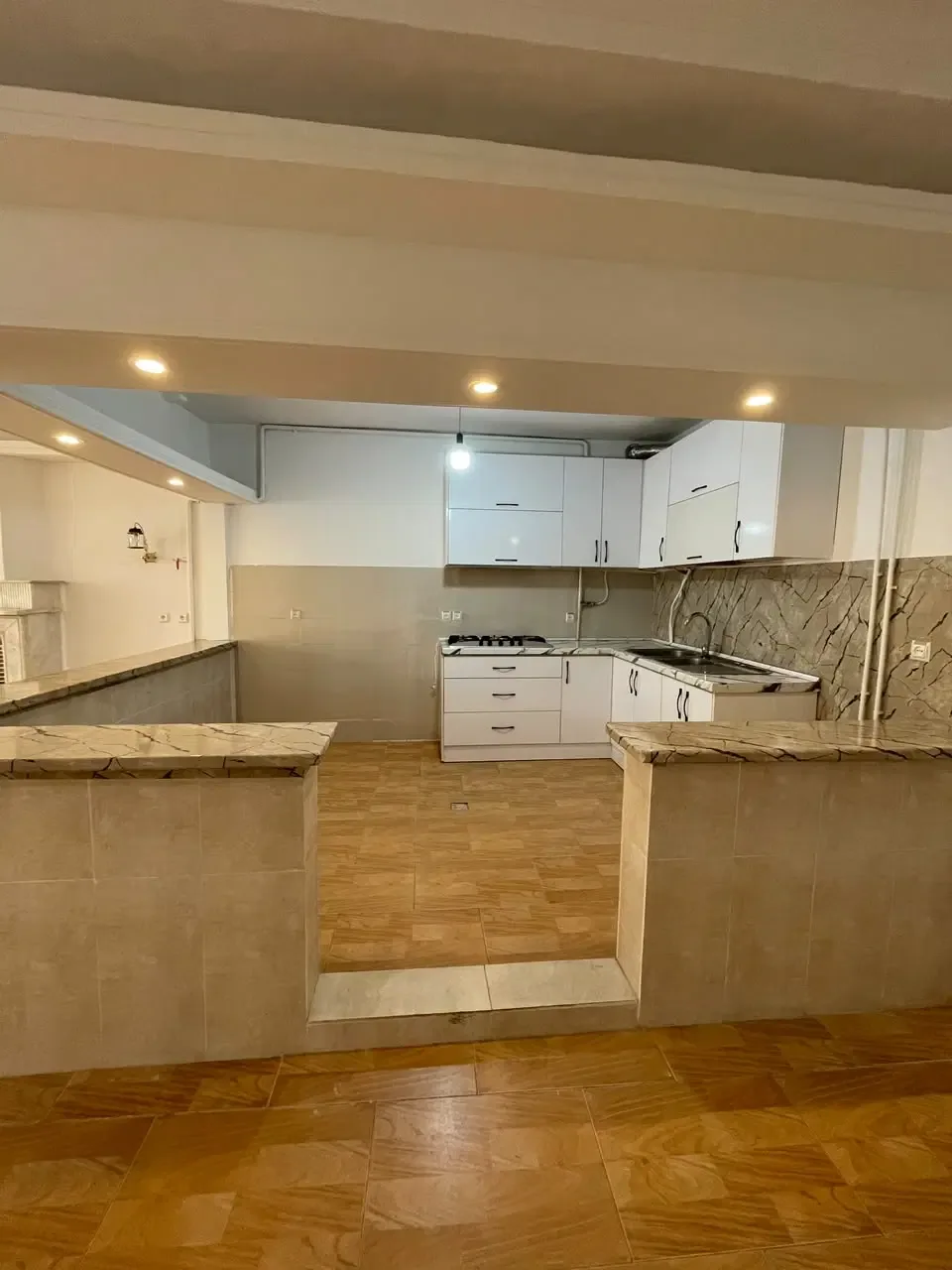 اجاره ۱۲۰ متری دوخوابه با پارکینگ در ساماندهی