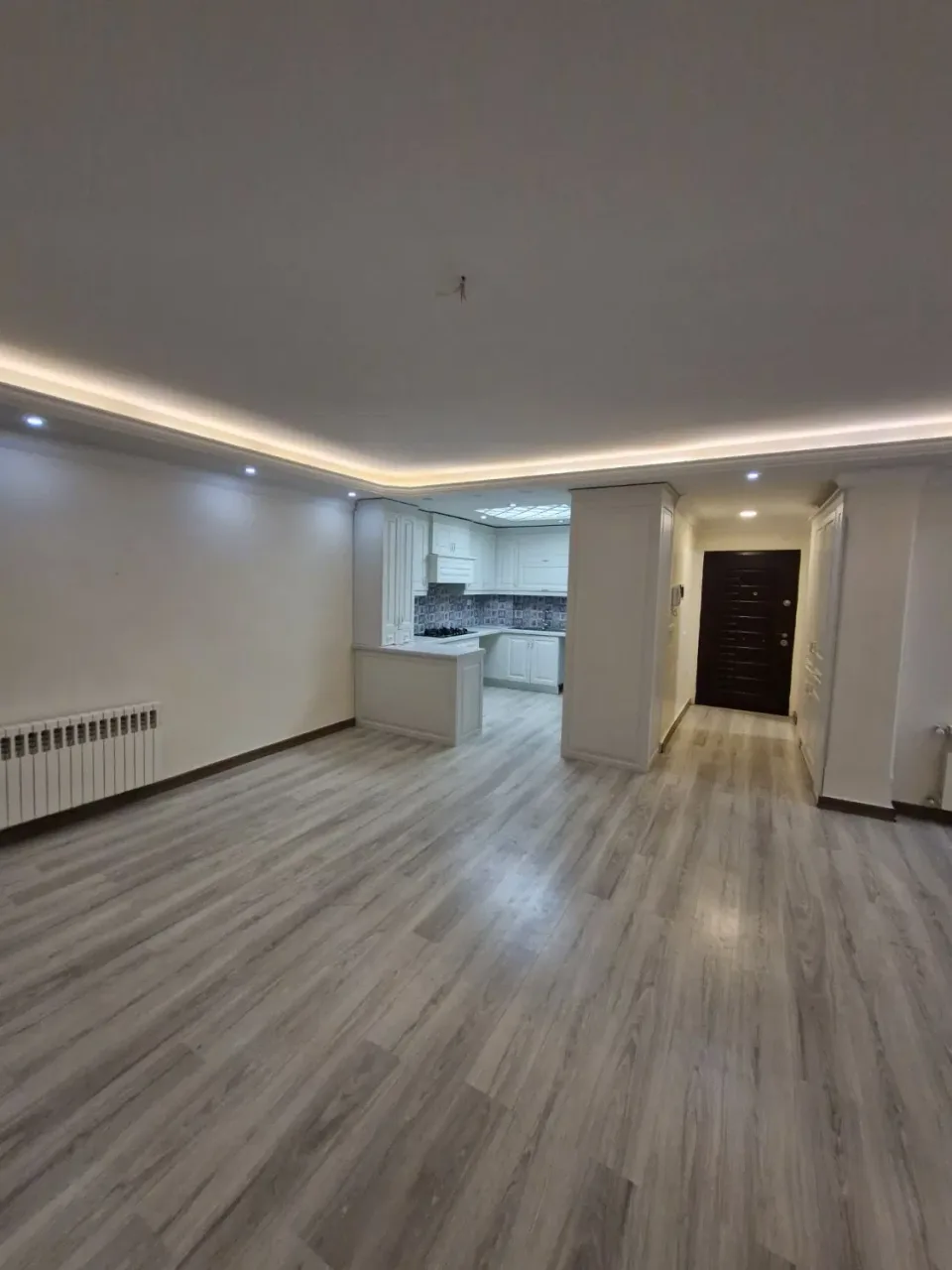 اجاره آپارتمان ۱۰۰ متری ۲ خوابه بازسازی‌شده در عظیمیه