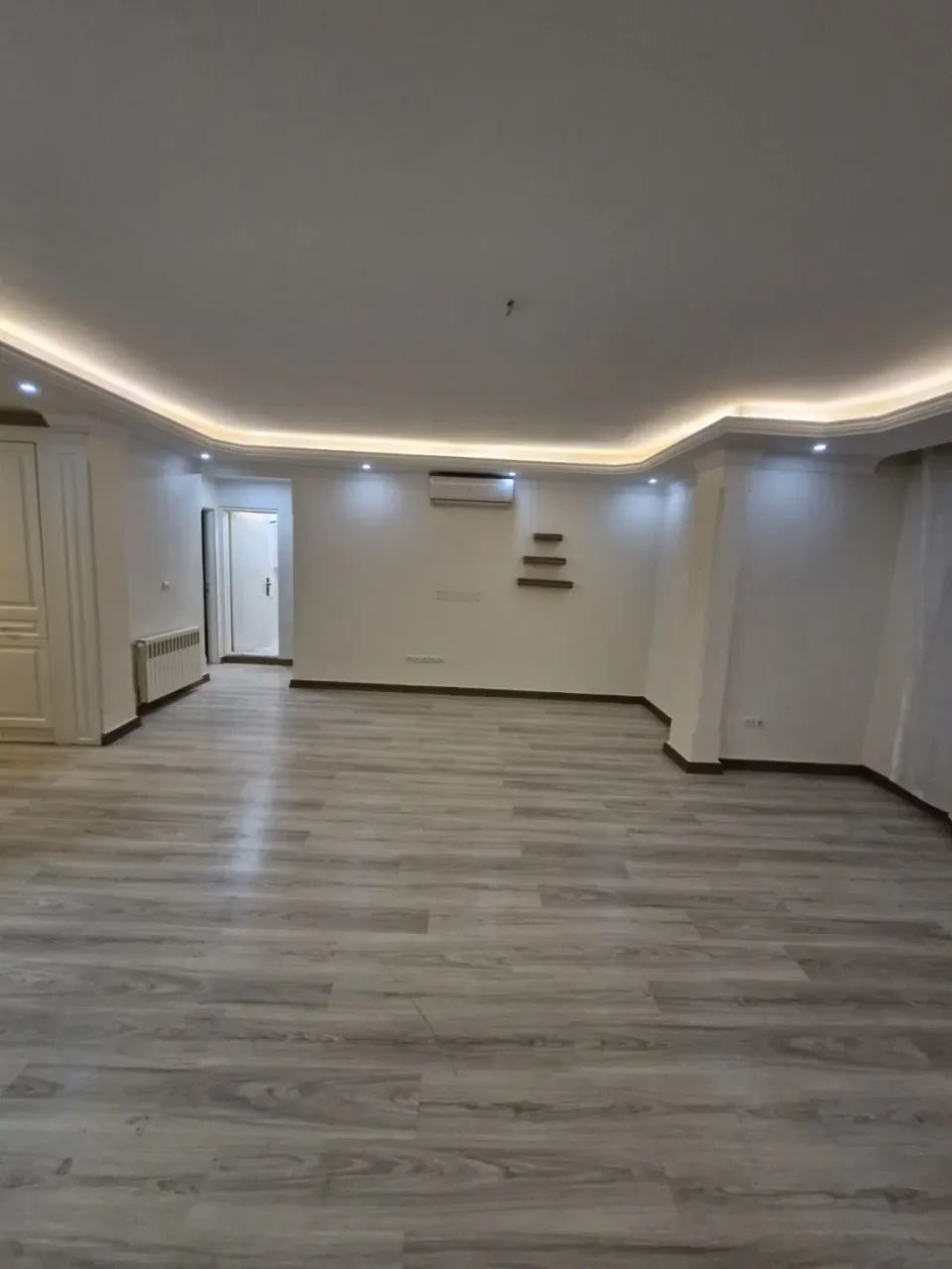 اجاره آپارتمان ۱۰۰ متری ۲ خوابه بازسازی‌شده در عظیمیه