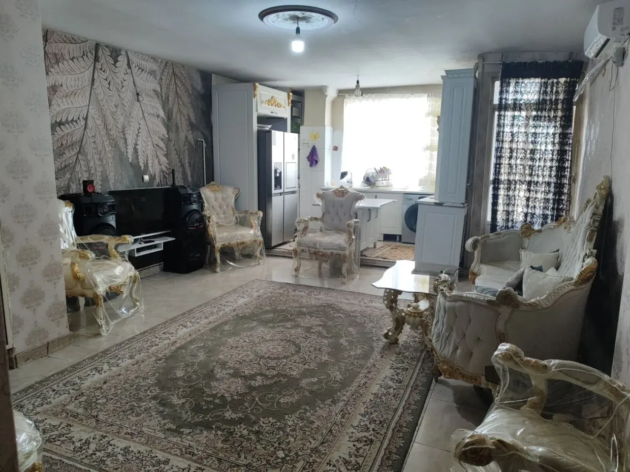 واحد ۸۰ متری دوخوابه آسانسوردار در کمال‌شهر