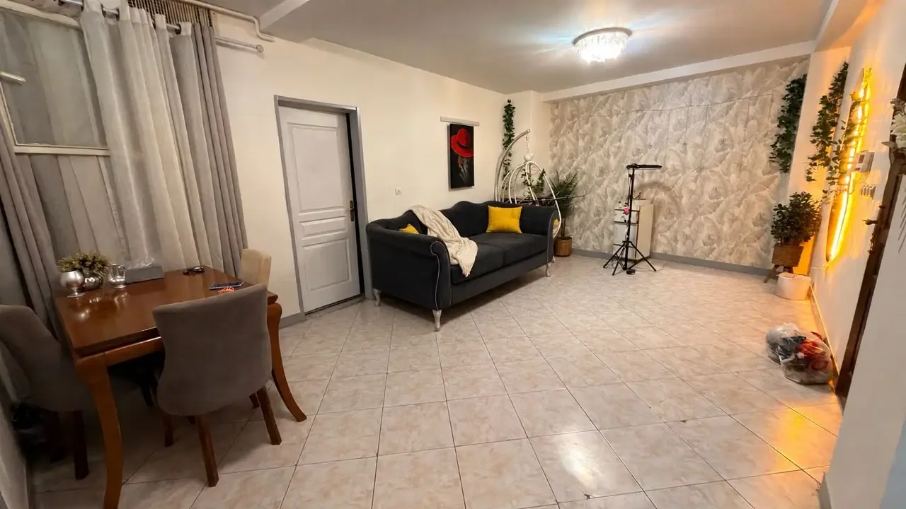 اجاره آپارتمان ۸۵ متری دوخواب با انباری در کرج نو