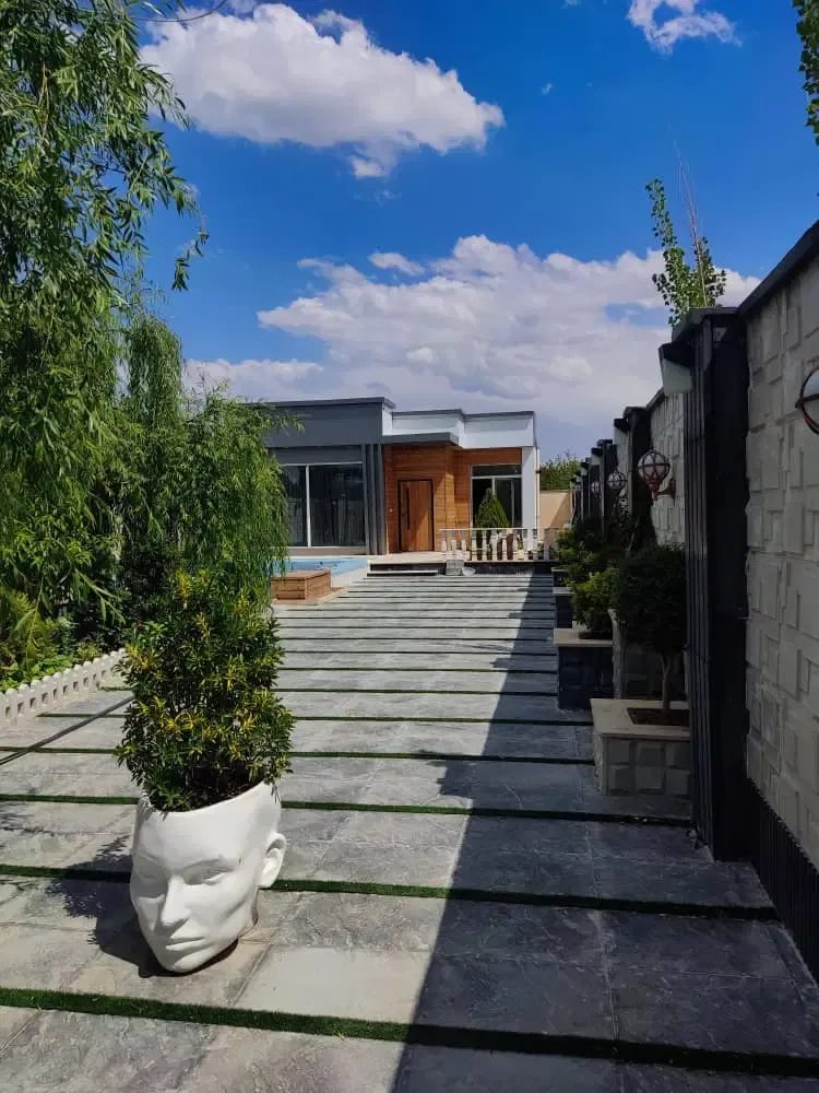 ویلای ۱۲۰ متری دوخوابه با استخر در سهیلیه