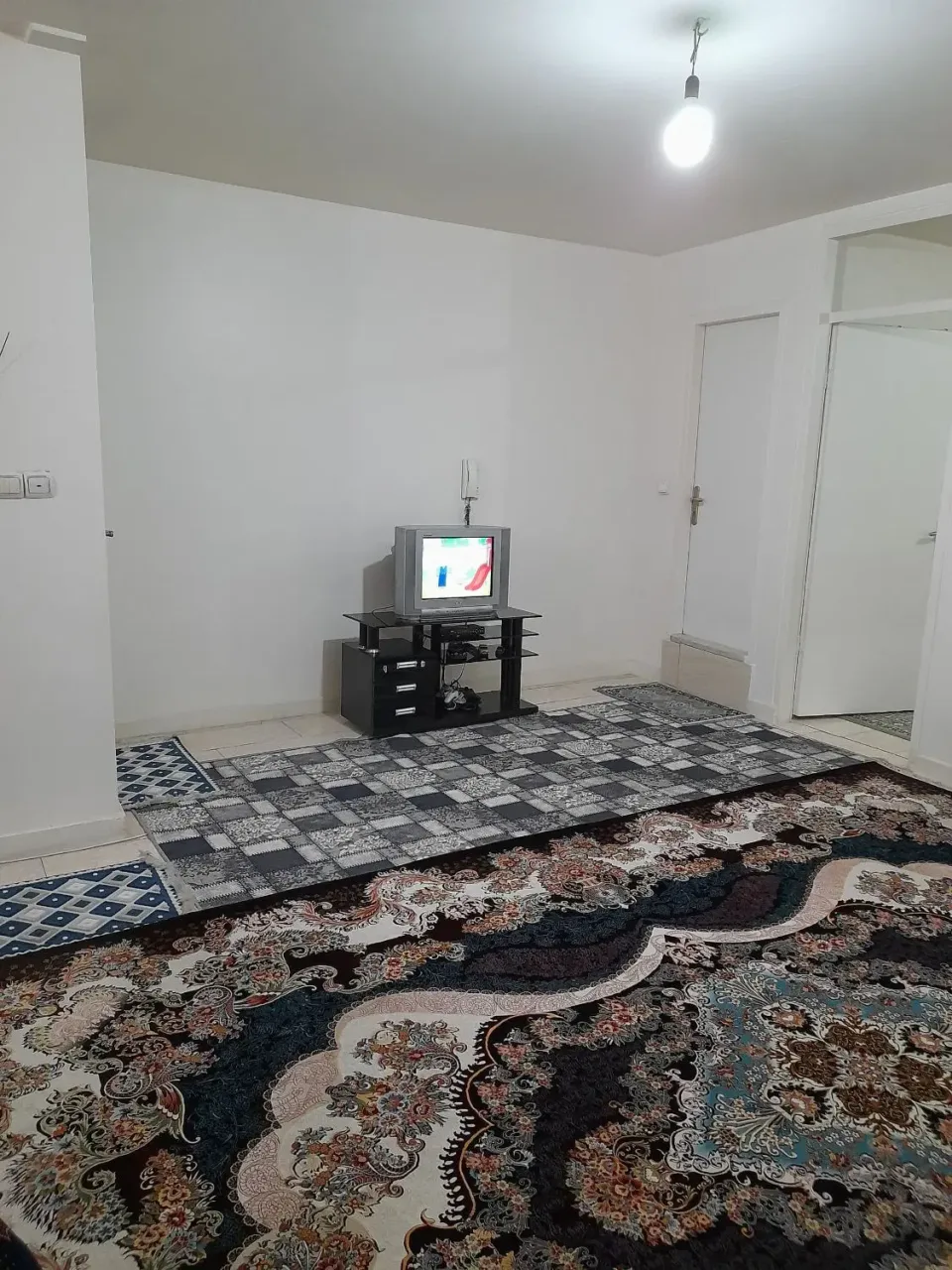 اجاره ۶۵ متری یک‌خوابه بالکن‌دار در حیدرآباد