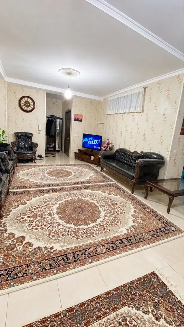 آپارتمان ۹۵ متری دوخوابه با پارکینگ در خرمدشت