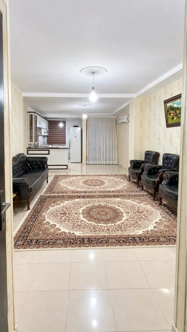 آپارتمان ۹۵ متری دوخوابه با پارکینگ در خرمدشت
