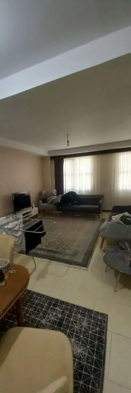 اجاره آپارتمان ۹۰ متری دوخوابه با پارکینگ در ساماندهی