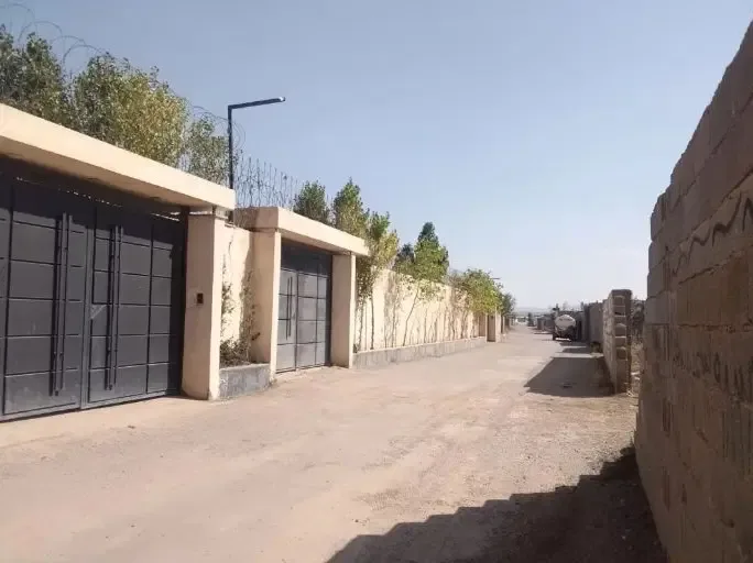 زمین ۳۵۵ متری دونبش در سهیلیه زعفرانیه کردان