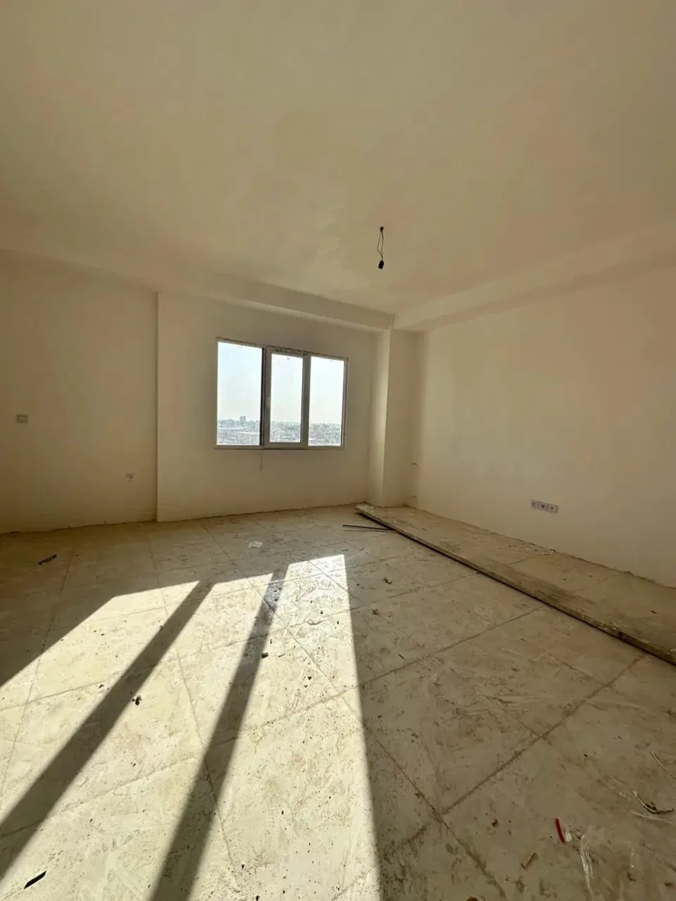 آپارتمان ۷۰ متری یک‌خوابه آماده در خرمدشت