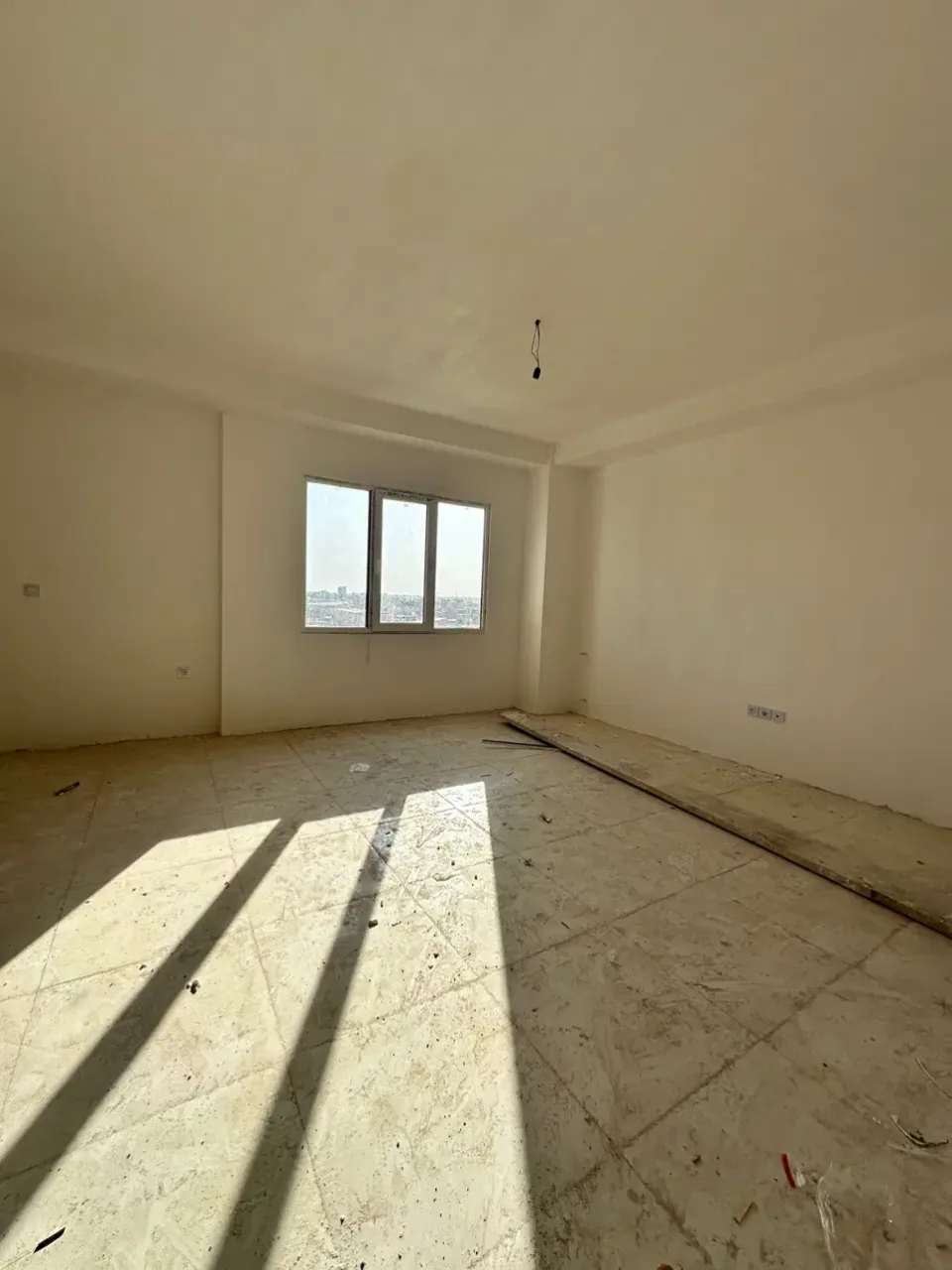 آپارتمان ۷۰ متری یک‌خوابه آماده در خرمدشت