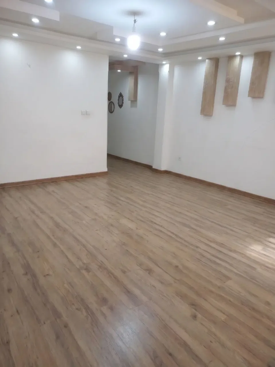 اجاره آپارتمان ۹۳ متری دوخوابه در گلشهر