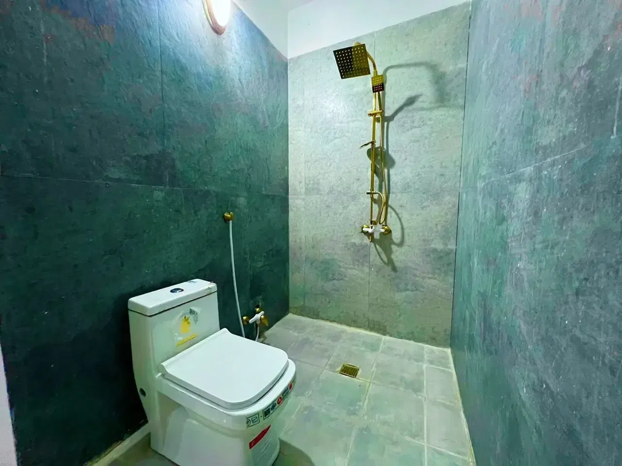 ویلای ۲۱۰ متری دوخوابه با استخر در سهیلیه
