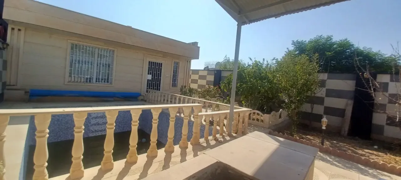 ویلای ۹۰ متری یک‌خوابه با زمین ۴۰۰ متری در کردان سهیلیه زعفر