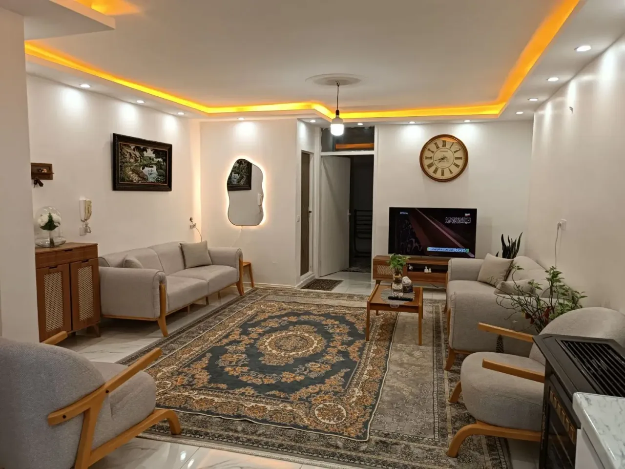 اجاره آپارتمان ۶۰ متری یک‌خواب در حیدرآباد