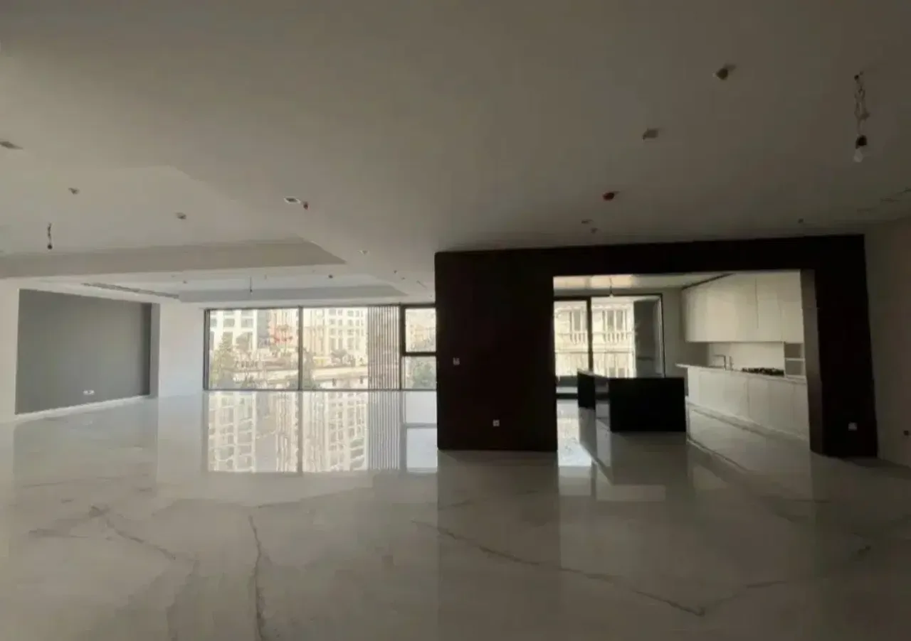 آپارتمان ۱۷۸ متری ۳ خوابه نوساز در ساماندهی