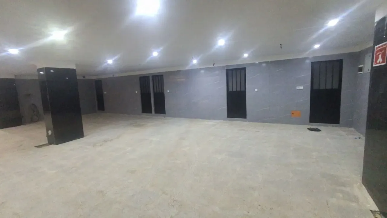 آپارتمان ۸۴ متری دوخوابه کلید نخورده در کمال‌شهر