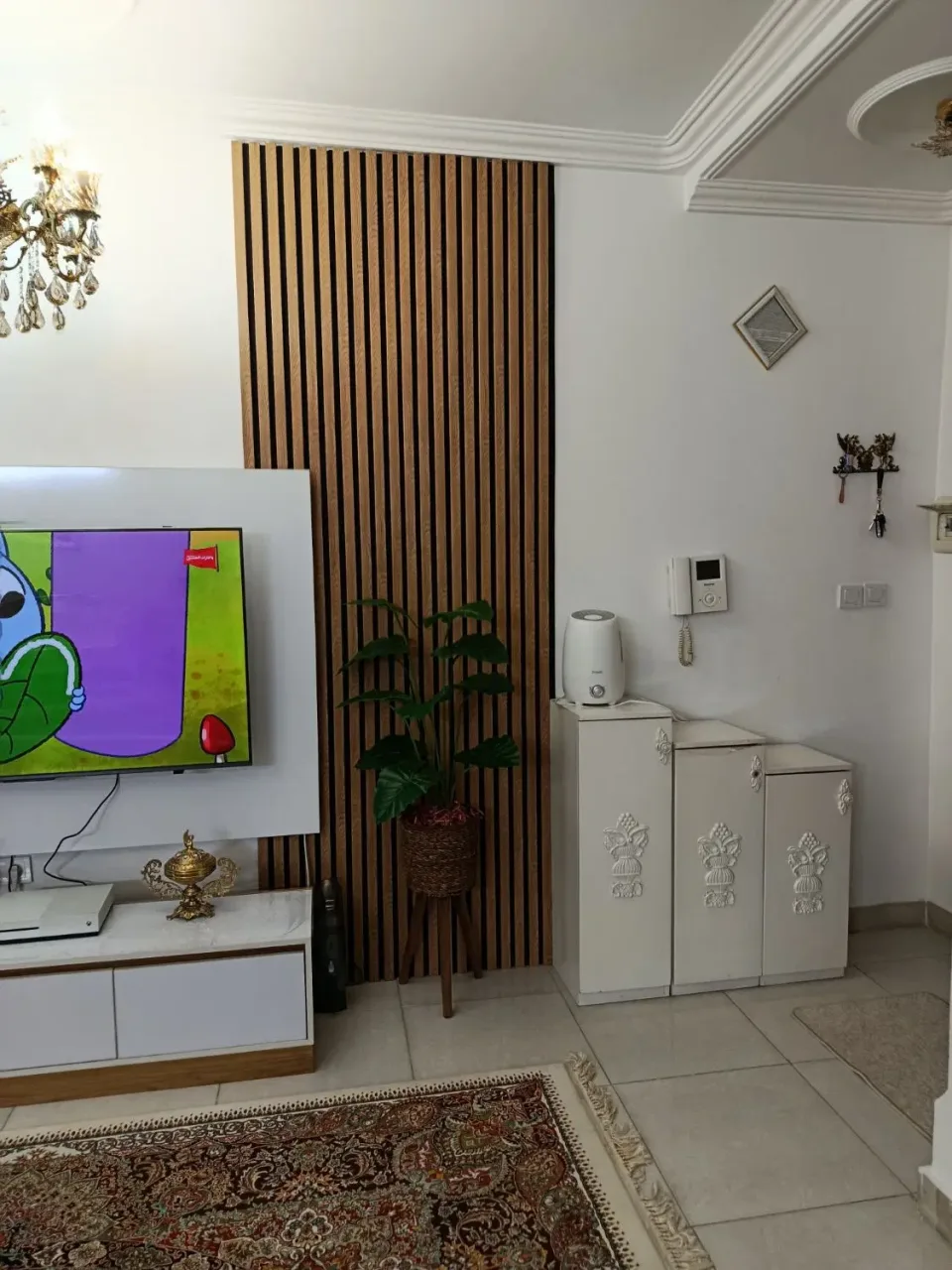 ۸۰ متر دوخوابه با آسانسور و پارکینگ در گلشهر