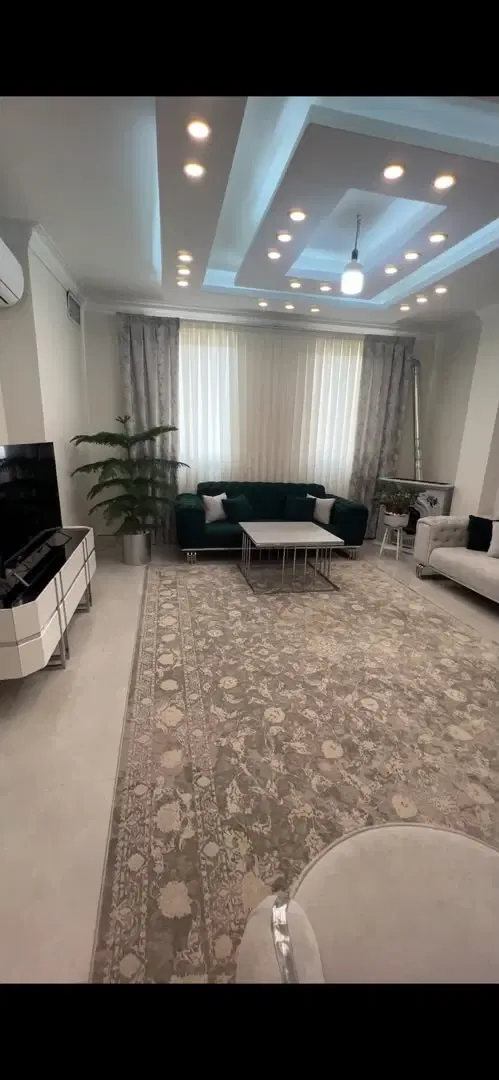 آپارتمان ۹۰ متری دوخوابه خرمدشت، بازسازی‌شده