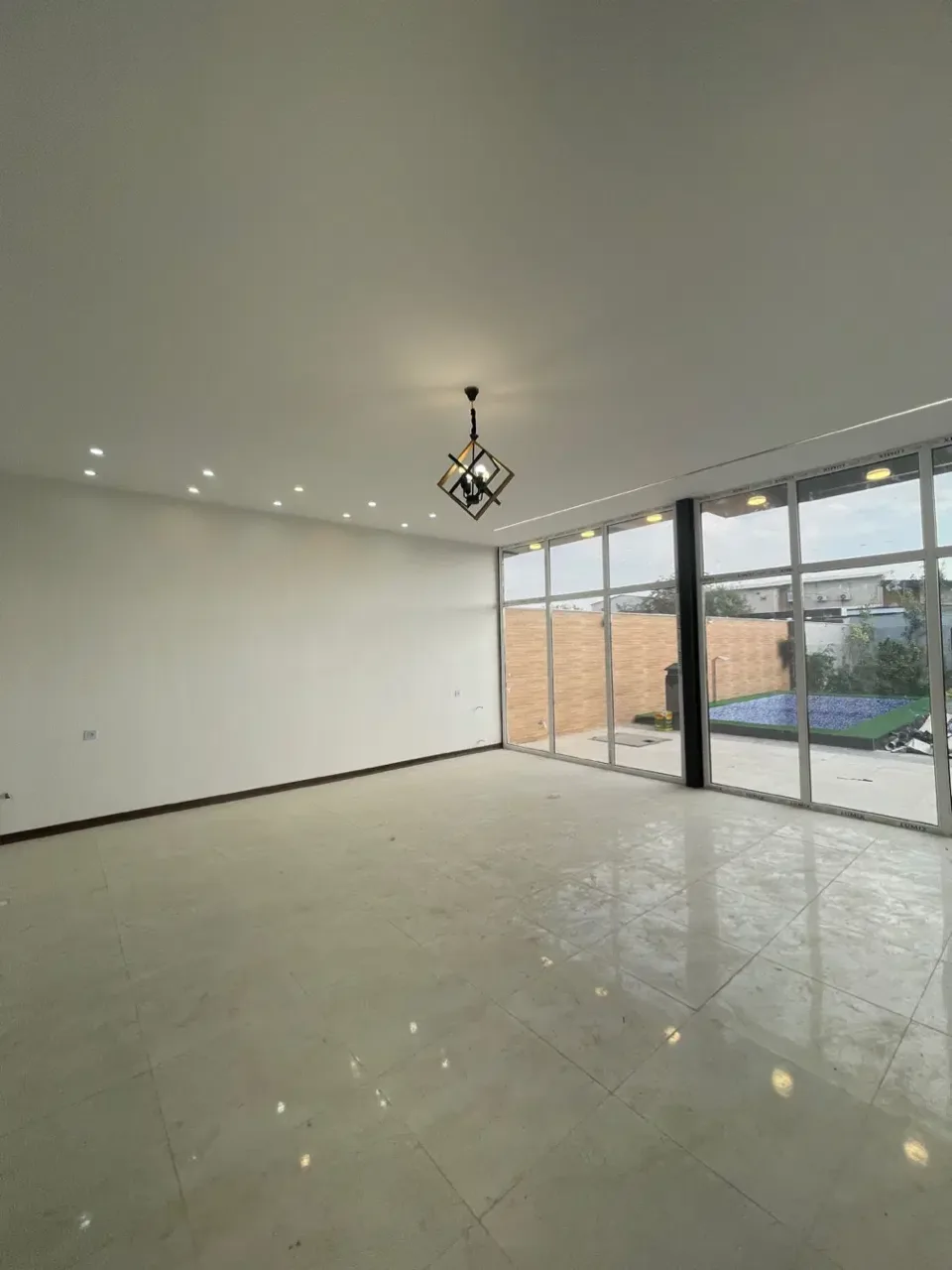 ویلای ۲۵۰ متری دوخوابه در کردان سهیلیه