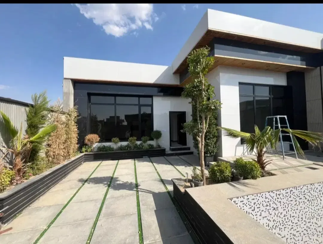 ویلای ۲۰۰ متری ۲ خوابه با سند تک‌برگ در زعفرانیه سهیلیه