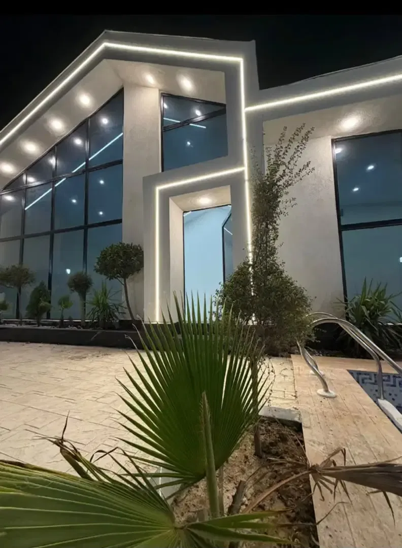 ویلای ۱۰۰ متری ۲ خوابه با استخر در رمنده