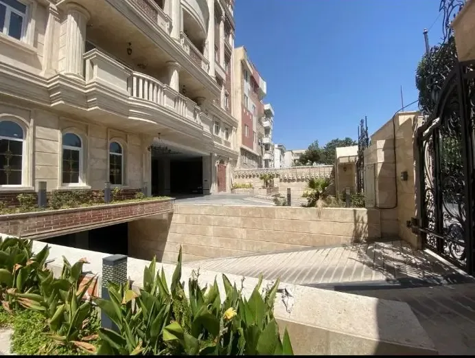 اجاره آپارتمان ۱۷۵ متری ۳ خوابه در گلشهر