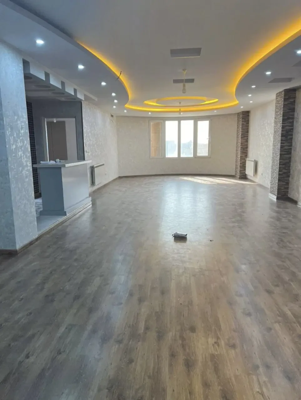 اجاره آپارتمان ۱۷۰ متری ۳ خوابه تک‌واحدی در گوهردشت