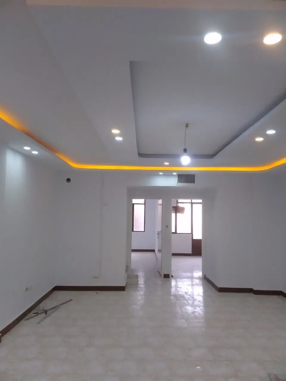 اجاره آپارتمان ۹۵ متری دوخوابه تک‌واحدی در حیدرآباد