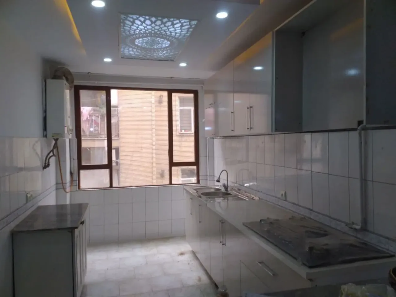 اجاره آپارتمان ۹۵ متری دوخوابه تک‌واحدی در حیدرآباد