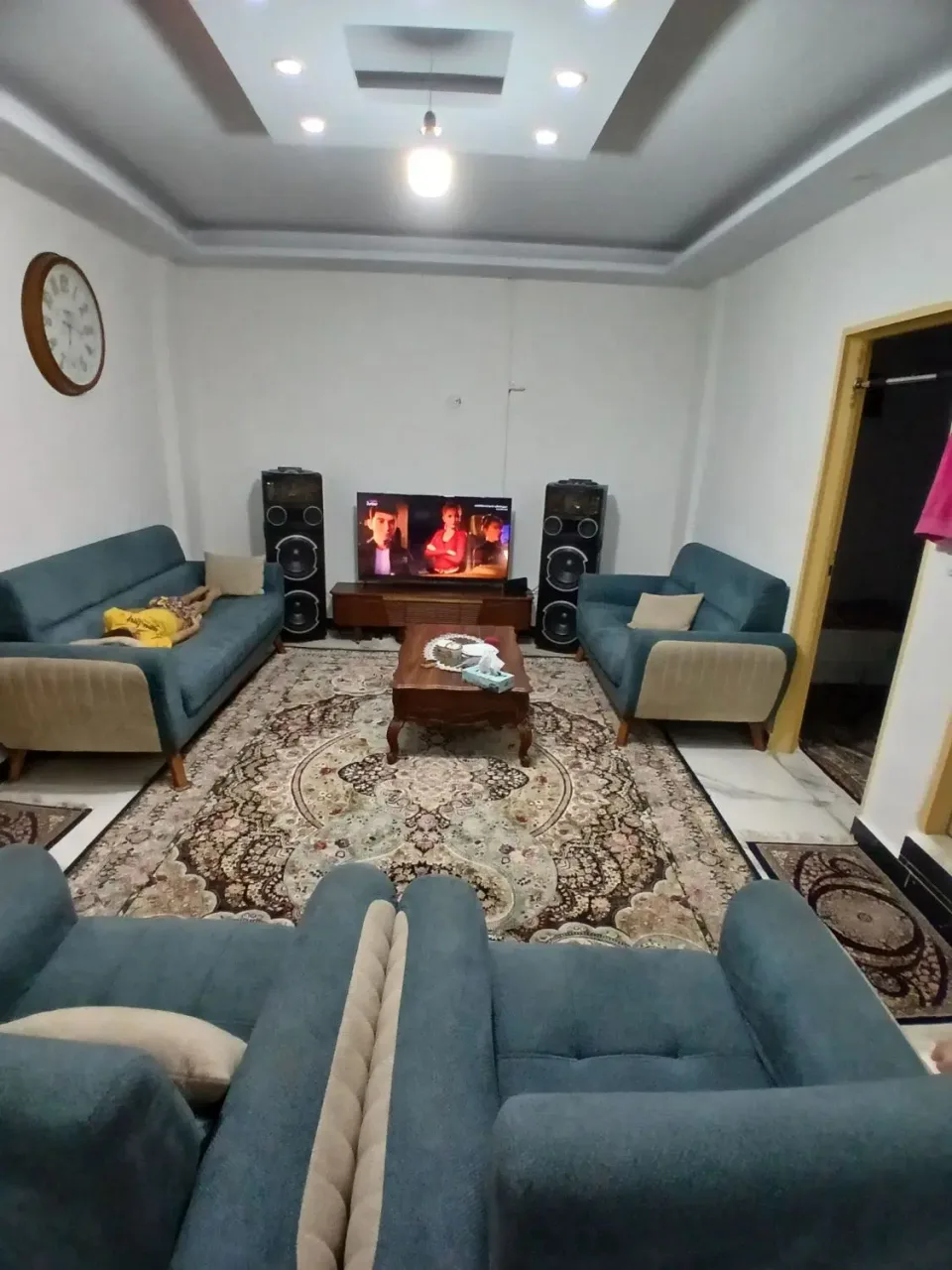 اجاره آپارتمان ۷۰ متری دوخوابه در حیدرآباد