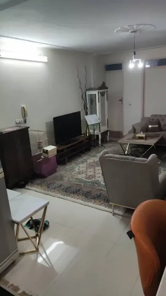 اجاره آپارتمان ۶۵ متری یک‌خوابه بازسازی‌شده در حیدرآباد