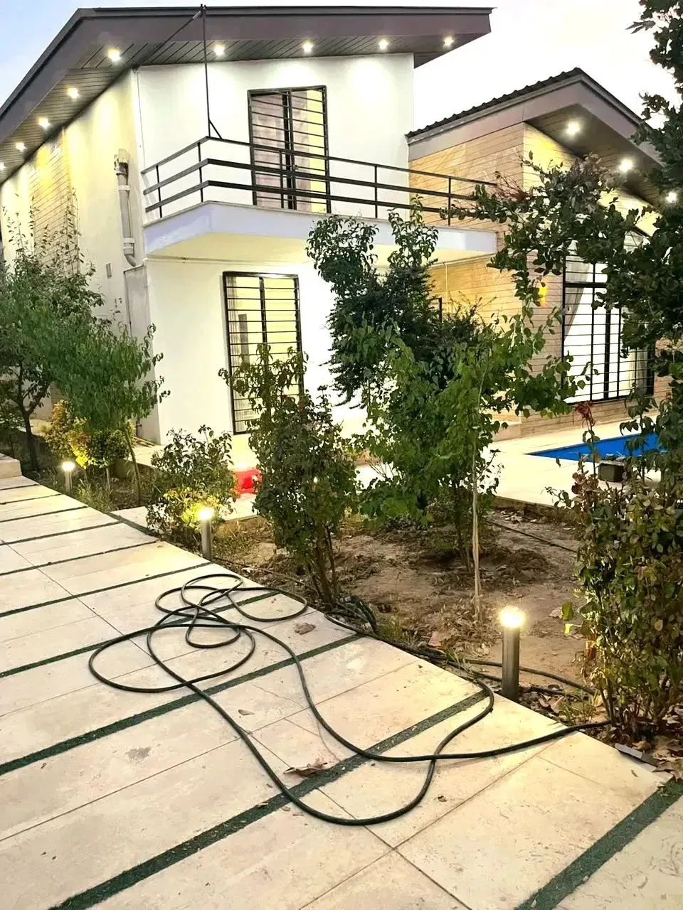 ۱۷۰ متر ویلای دوبلکس ۲ خوابه در سهیلیه زعفرانیه